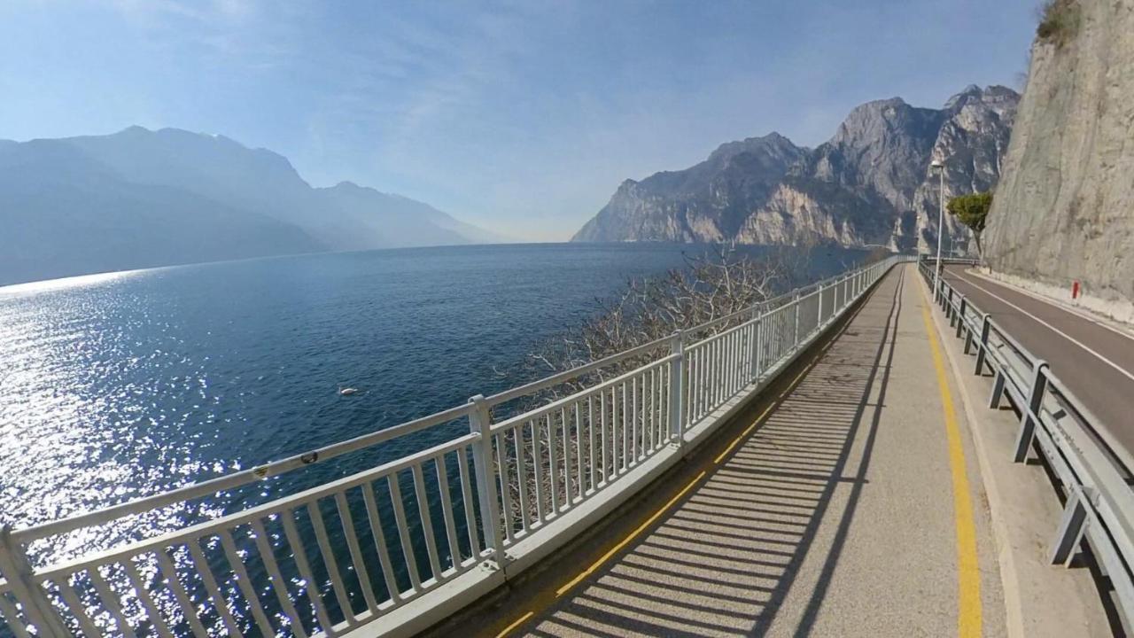 Amarillys Apartment And Rooms In Casaclima Torbole Sul Garda Zewnętrze zdjęcie