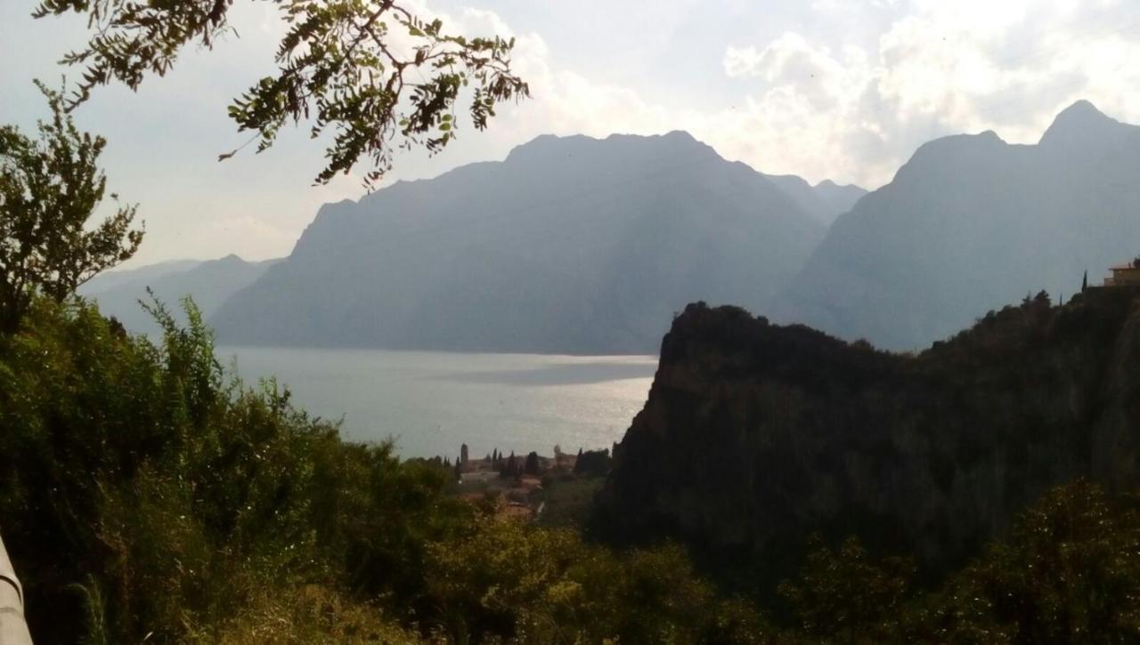 Amarillys Apartment And Rooms In Casaclima Torbole Sul Garda Zewnętrze zdjęcie